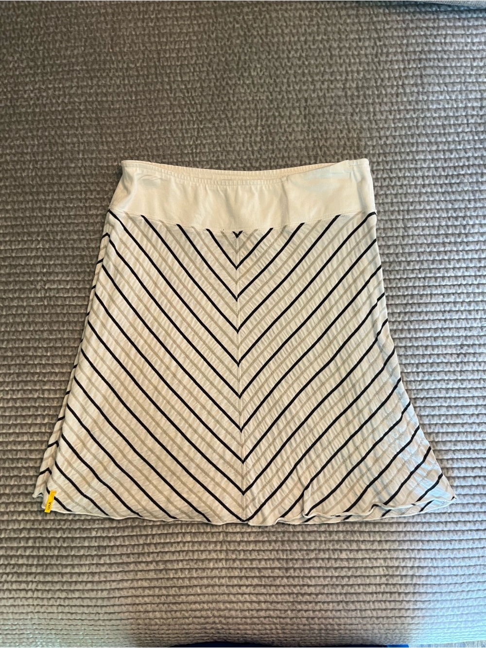 Lole Cream A-Line Skirt with Black Chevron Stripes- small- can dress up or down